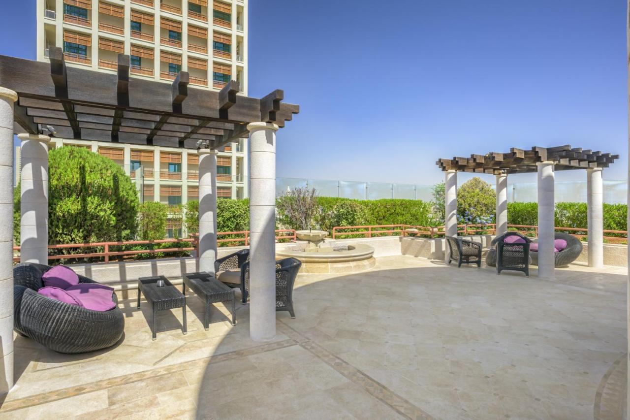 Grand Hyatt Amman Hotel Exterior foto The rooftop pool at the W Hollywood