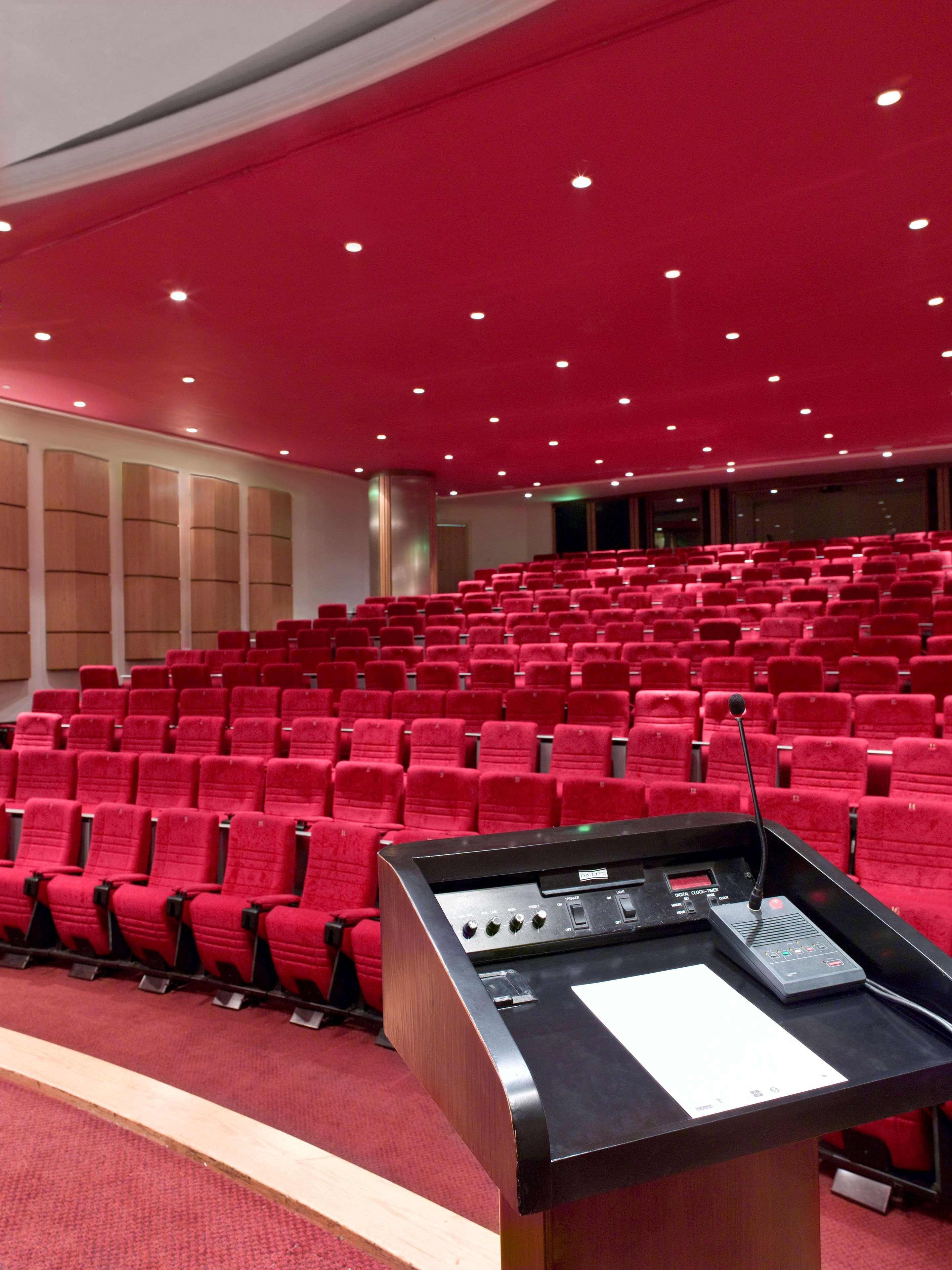 Grand Hyatt Amman Hotel Exterior foto The main auditorium