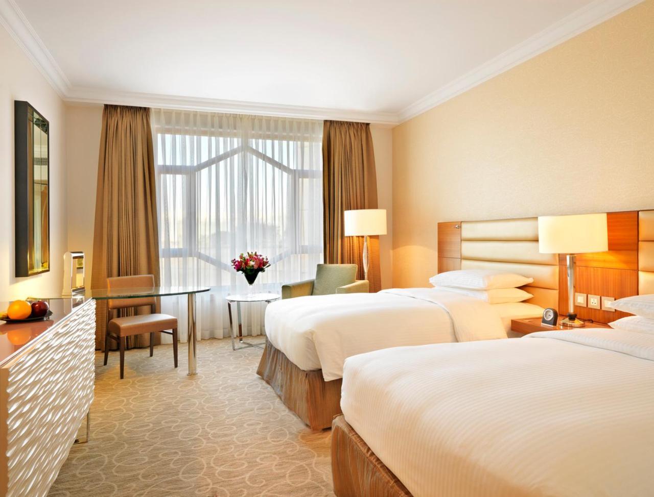 Grand Hyatt Amman Hotel Exterior foto A room at the hotel